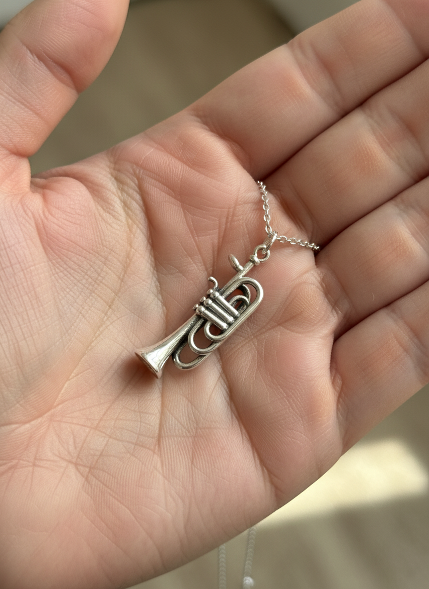 Trumpet Silver Charm
