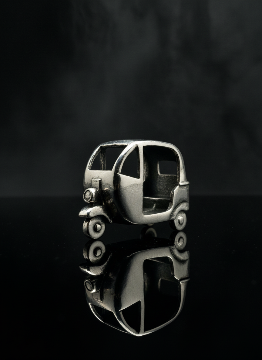 Tuk-Tuk Silver Charm