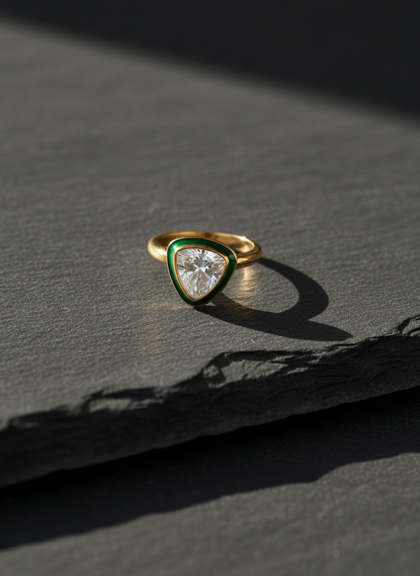 Trigon Emerald Edge Ring