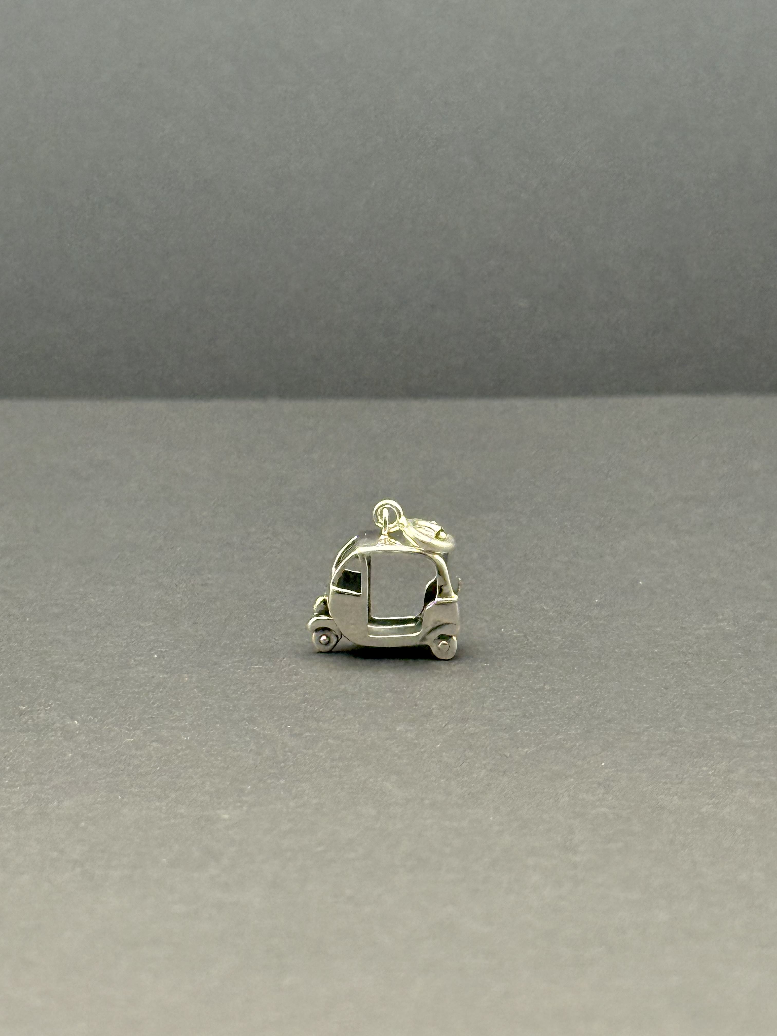 Tuk-Tuk Silver Charm
