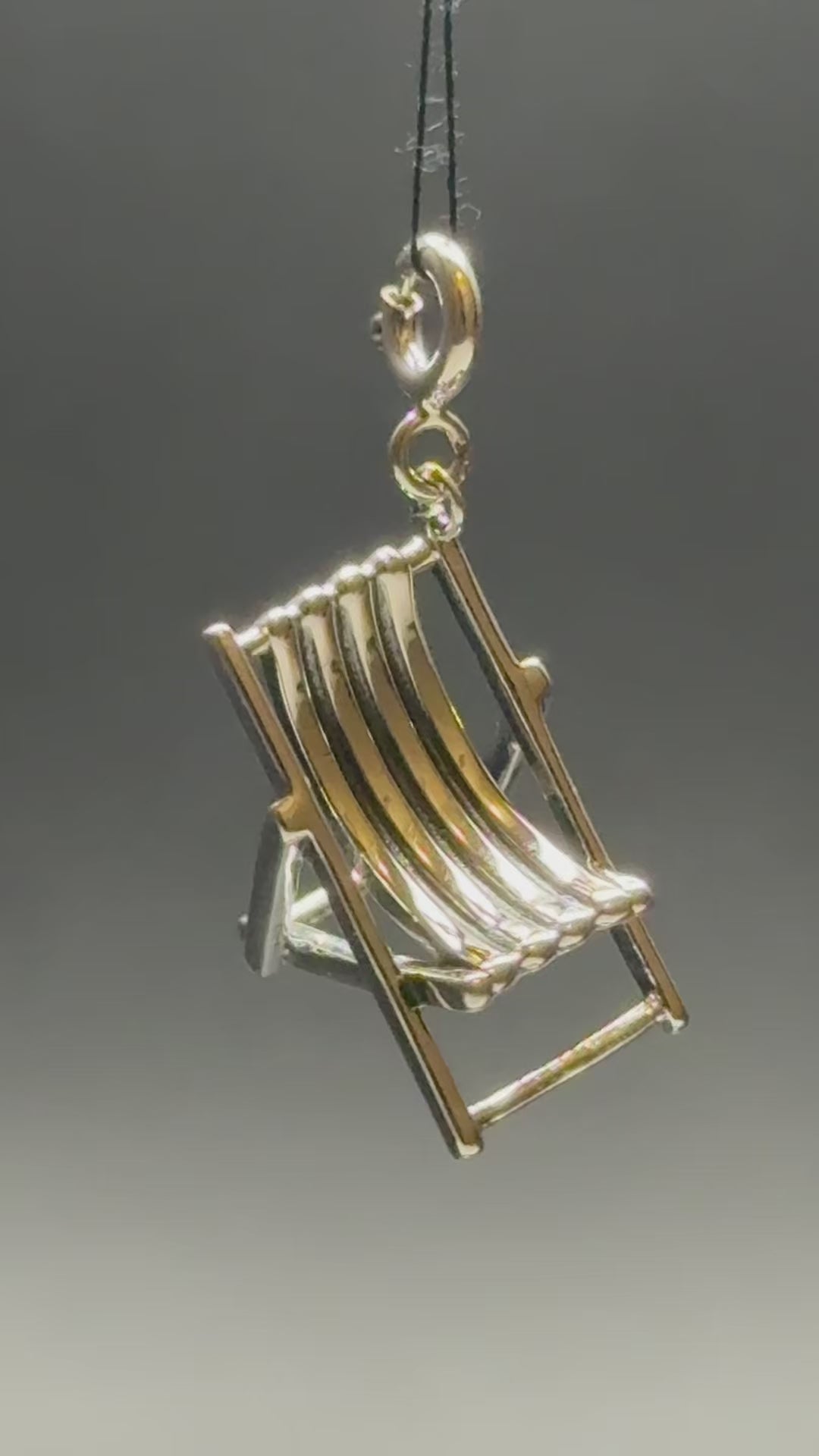 Deck Chair Silver Charm