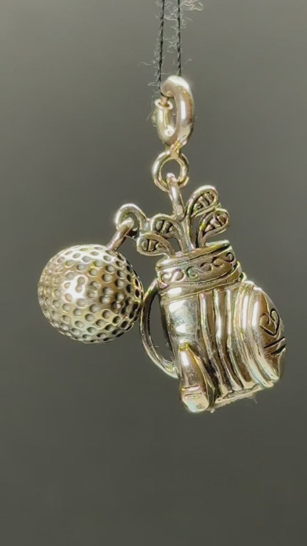 Golfer’s Spirit Bag Silver Charm