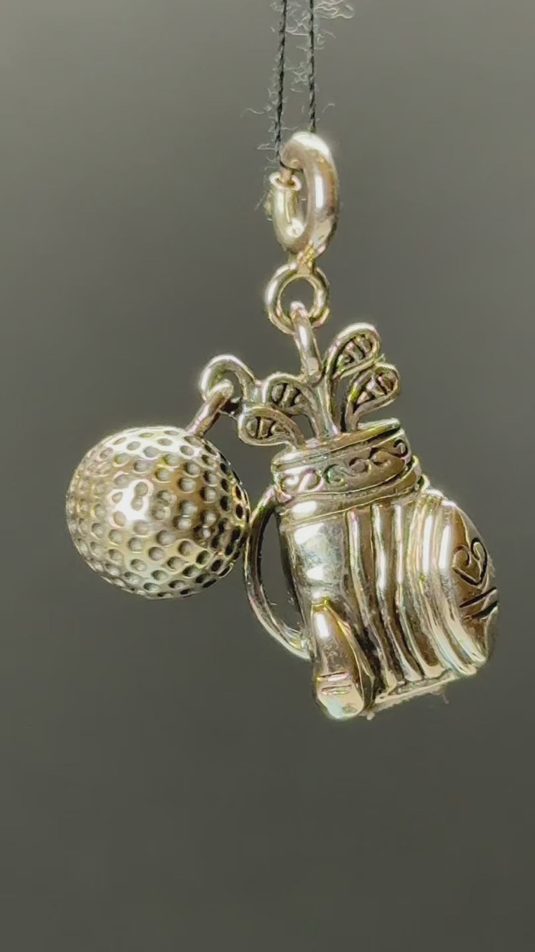 Golfer’s Spirit Bag Silver Charm